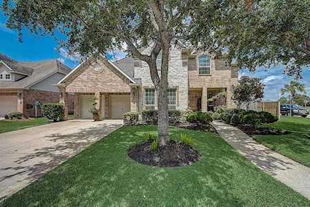 873 Pebblebank Ln League City, TX 77573