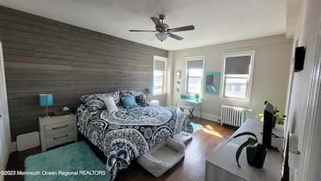 400 Deal Lake Dr #2L Asbury Park, NJ 07712