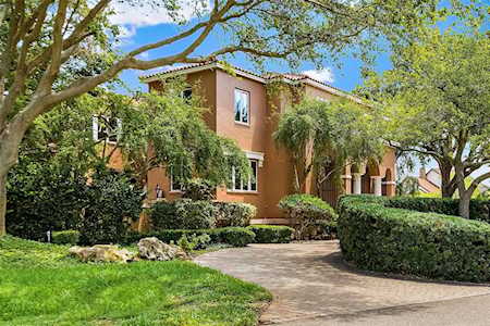 827 Columbus Dr Tierra Verde, FL 33715