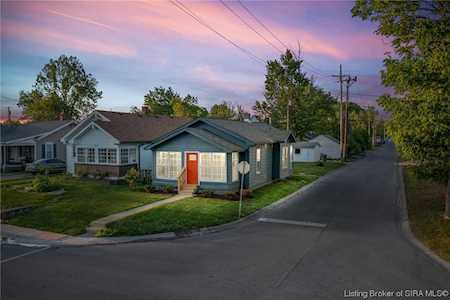 2002 Silver St New Albany, IN 47150