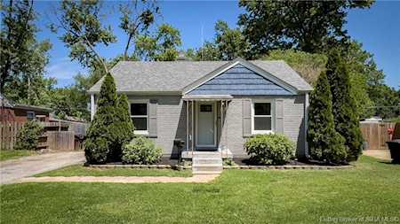 10 Louise St Jeffersonville, IN 47130