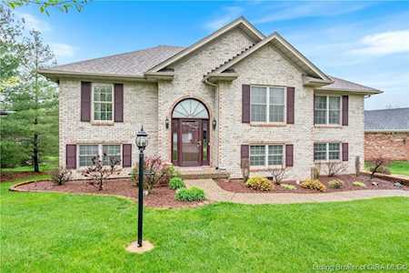 4422 Country View Dr Floyds Knobs, IN 47119