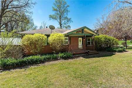 8860 Willow Way NE New Salisbury, IN 47161