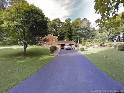 3031 Shadybrook Ln New Albany, IN 47150