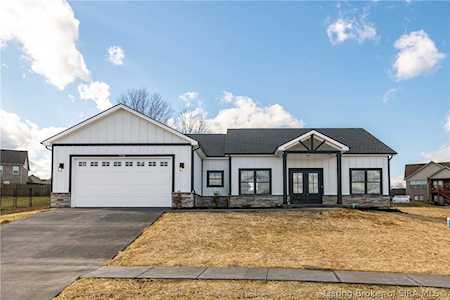 7004 Dylan Circle Georgetown, IN 47122