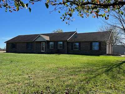 6303 W New Bethel Rd Lexington, IN 47138