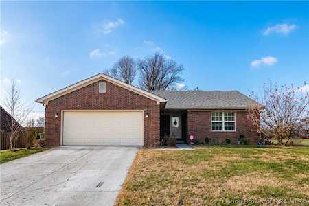 2805 Millstone Ct Jeffersonville, IN 47130