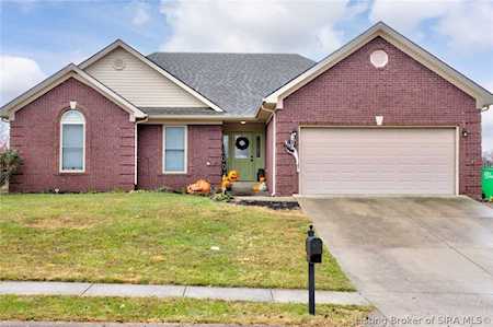 4012 Andy Dr Sellersburg, IN 47172