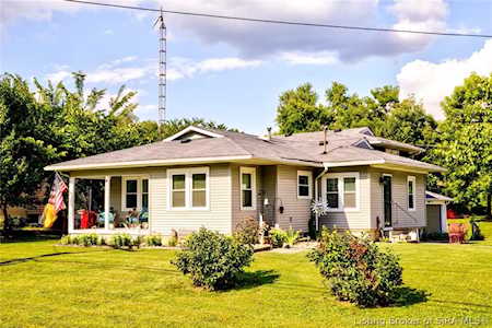 412 S Ferguson St Henryville, IN 47126