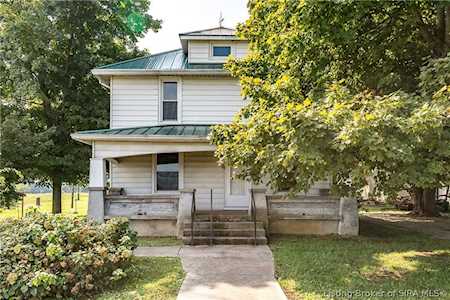 7601 Hess Jawtak Rd NE Lanesville, IN 47136