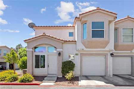 6961 Coral Rock Dr Las Vegas, NV 89108