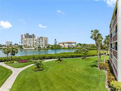 7871 Sailboat Key Blvd S #108 South Pasadena, FL 33707