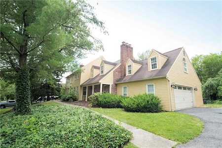 1528 Wethersfield Dr Allentown, PA 18104