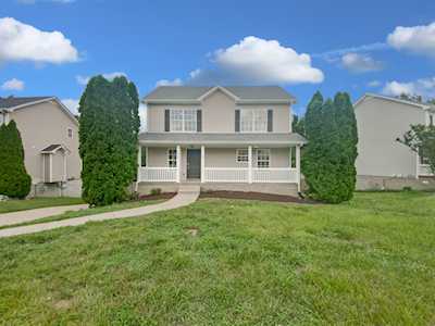 2813 Sharpie Dr Clarksville, TN 37040
