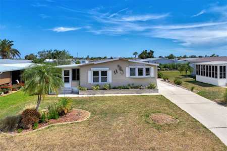 8473 Nighthawk Dr Englewood, FL 34224