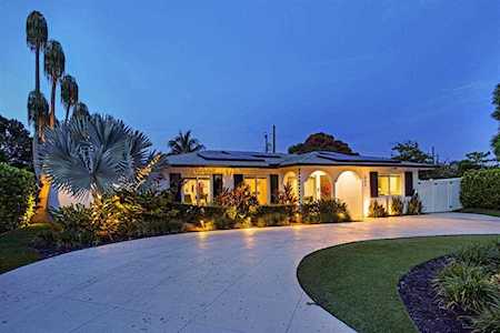 623 Jaeger Drive Delray Beach, FL 33444