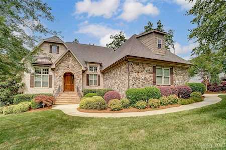 1009 Peninsula Dr Belmont, NC 28012