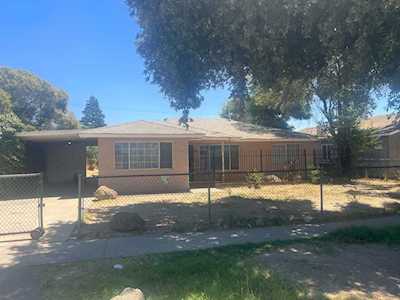 2921 S Martin L King Jr Boulevard Fresno, CA 93706