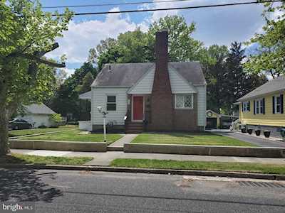 25 Oriental Ave Pennsville, NJ 08070