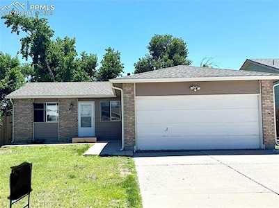 4219 Dooley Way Colorado Springs, CO 80911