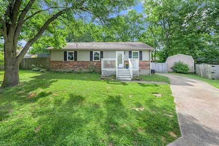 105 Elm Ct Stamping Ground, KY 40379