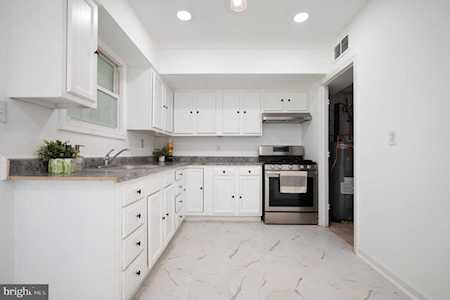 109 Rose Ln New Castle, DE 19720