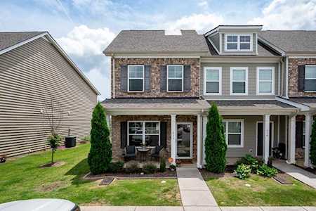 636 Bradburn Village Cir Antioch, TN 37013