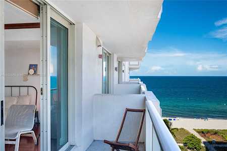 9499 Collins Ave #1005 Surfside, FL 33154