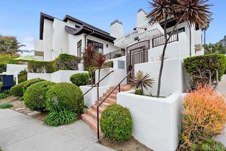 1731 Coast Boulevard Del Mar, CA 92014