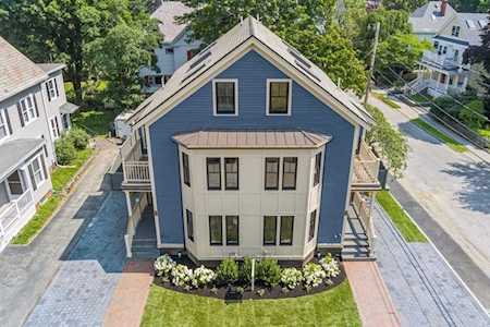 96 Riverside St. #96 Watertown, MA 02472