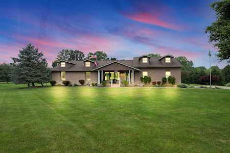 6200 Windbrook Drive Blacklick, OH 43004