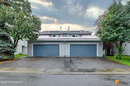 1915 Parkside Dr Anchorage, AK 99501