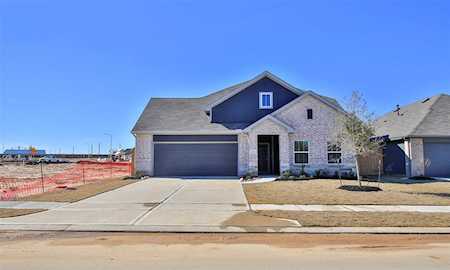 4064 Colony River Rock Blvd Pinehurst, TX 77362