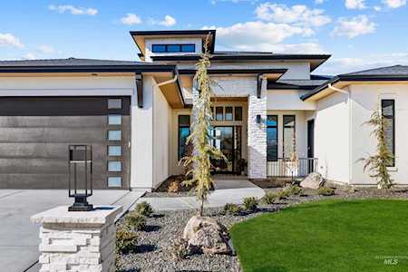 1803 Lago Way Eagle, ID 83616
