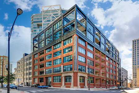 676 N Kingsbury St #PH608 Chicago, IL 60654