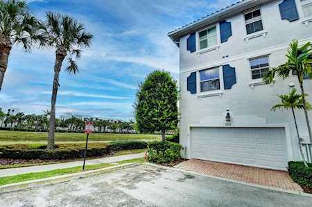 1311 Piazza Pitti Boynton Beach, FL 33426