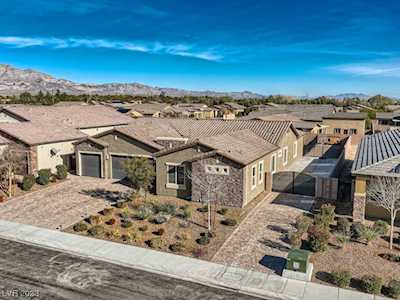 7084 Winstar St Las Vegas, NV 89131