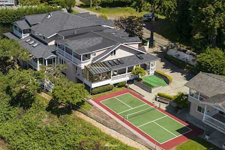 3437 NW 56th St Seattle, WA 98107