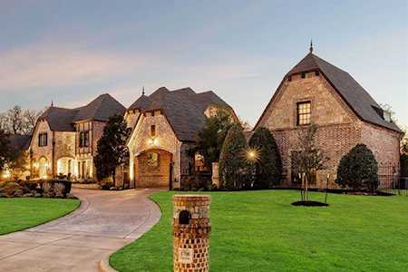 1700 Live Oak Lane Southlake, TX 76092