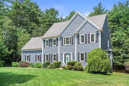 7 Hemlock St Kingston, MA 02364