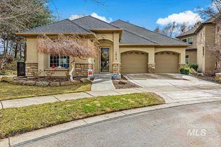 1612 S Stream Pointe Ln Eagle, ID 83616