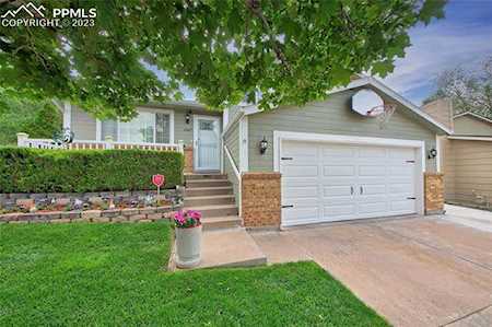 4467 McGrew Circle Colorado Springs, CO 80911