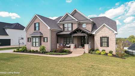 6345 Clore Ln Crestwood, KY 40014