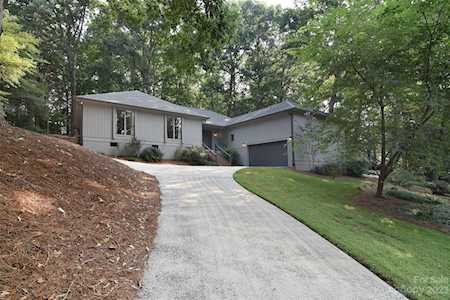 4100 Woodfox Dr Charlotte, NC 28277