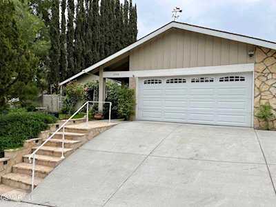 27528 Country Glen Rd Agoura Hills, CA 91301