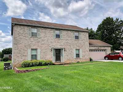 7713 Kingsmeade Rd Powell, TN 37849