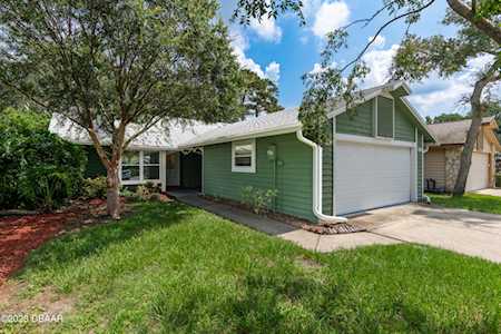 923 Forest Glen Drive Port Orange, FL 32127