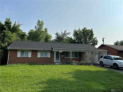 4447 Blueberry Avenue Dayton, OH 45406