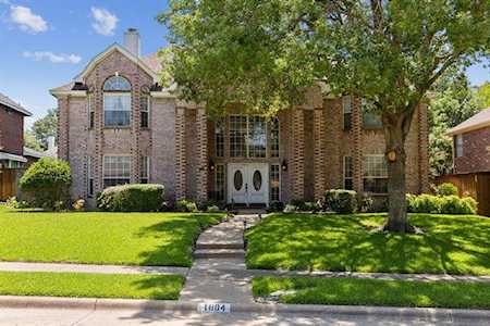1804 Simsbury Drive Plano, TX 75025