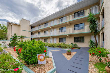633 Palmetto Avenue #207 Daytona Beach, FL 32114